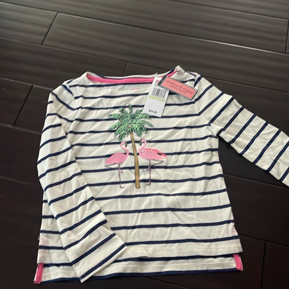 Vineyard Vines t shirt